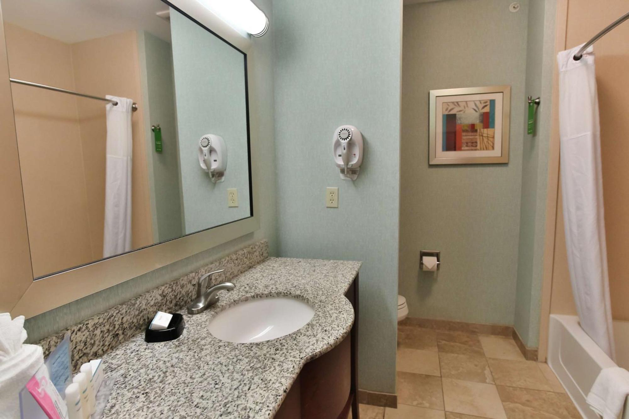 Hampton Inn & Suites Middlebury Eksteriør billede