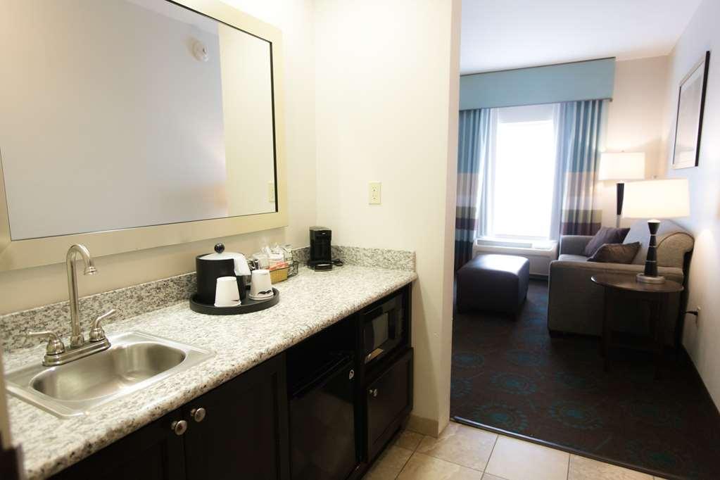 Hampton Inn & Suites Middlebury Værelse billede